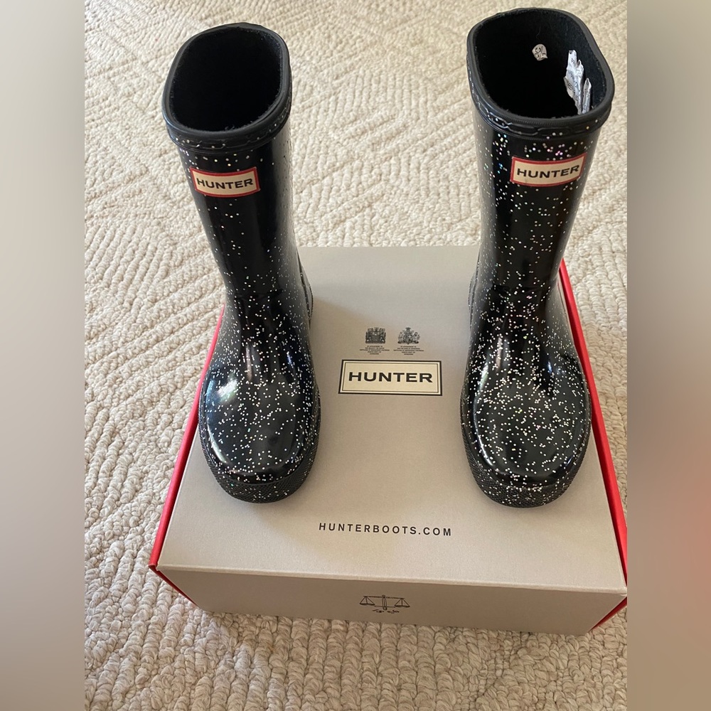 Children’s classic black giant glitter Hunter rain boots
